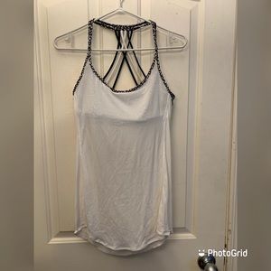 Lululemon Free To Be Tank - size 8